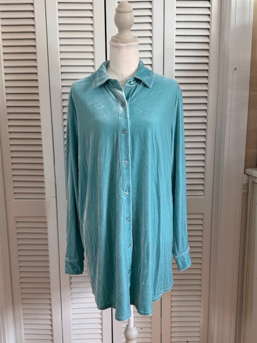 NWT Soft Surroundings Velvet Boyfriend Tunic Porcelain Blue Size Medium